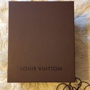 Authentic LOUIS VUITTON box/bag/leather tie